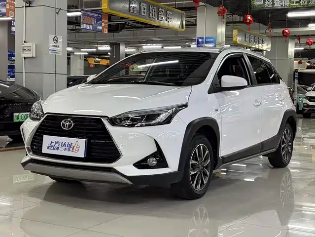 Toyota YARiS L 2022 — купить из Китая под заказ