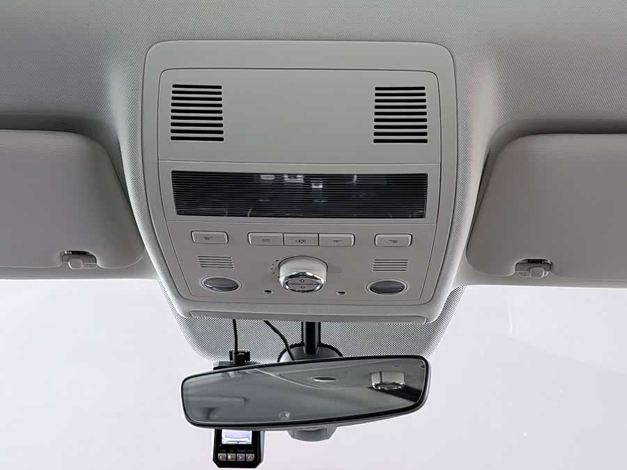 Volkswagen Touareg 2018, фото 22