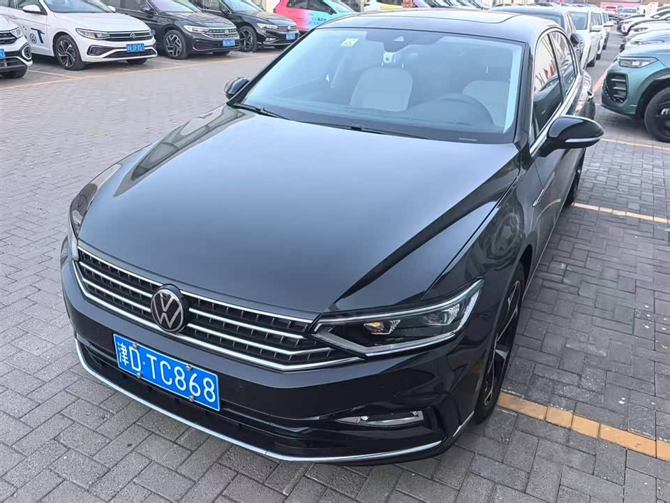 Volkswagen Magotan