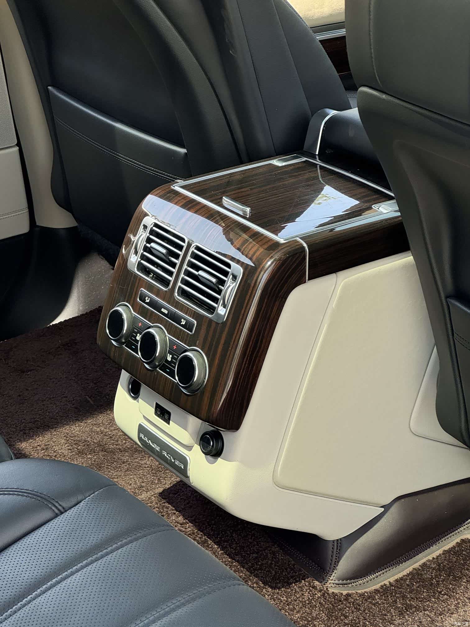 Land Rover Range Rover, 2015 21