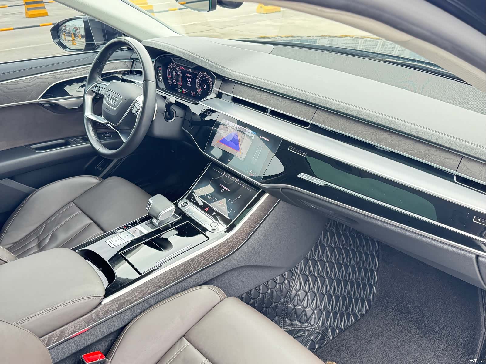 Audi A8L, 2023 4