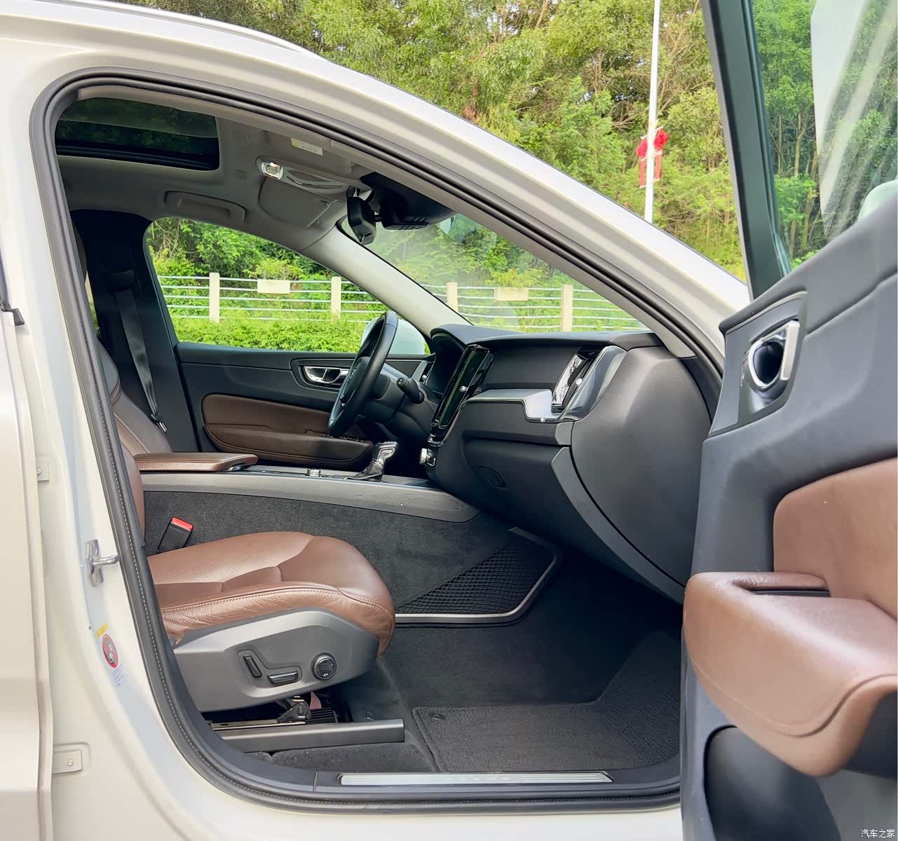 Volvo XC60, 2018 9