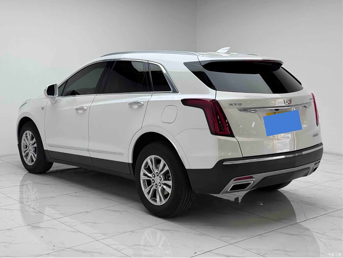 Cadillac XT5, 2022 все фото