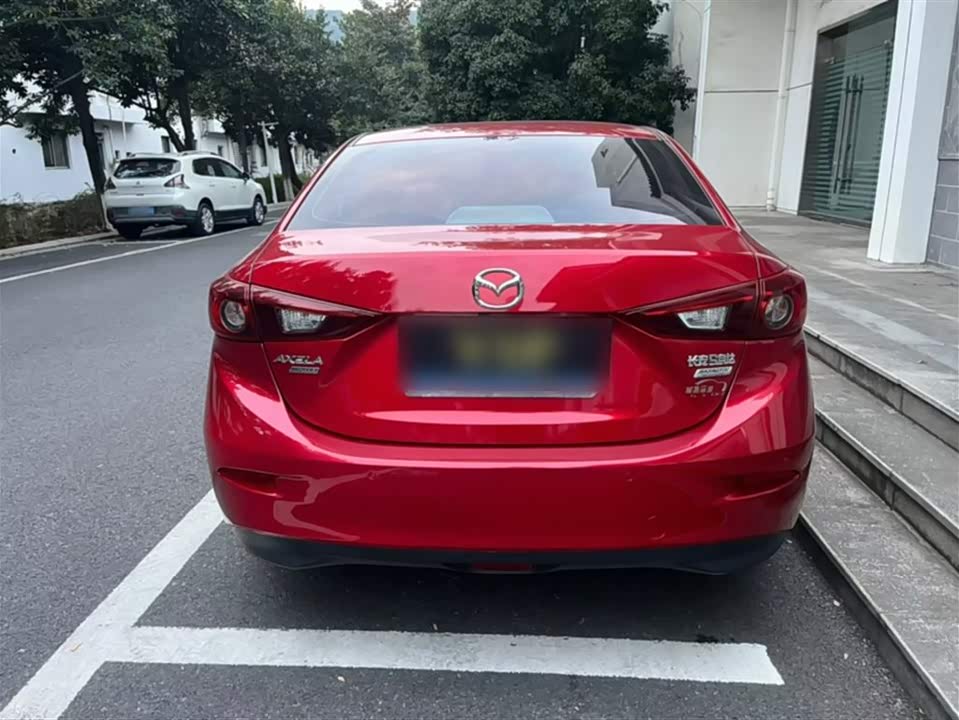 Mazda 3 Angkesaila