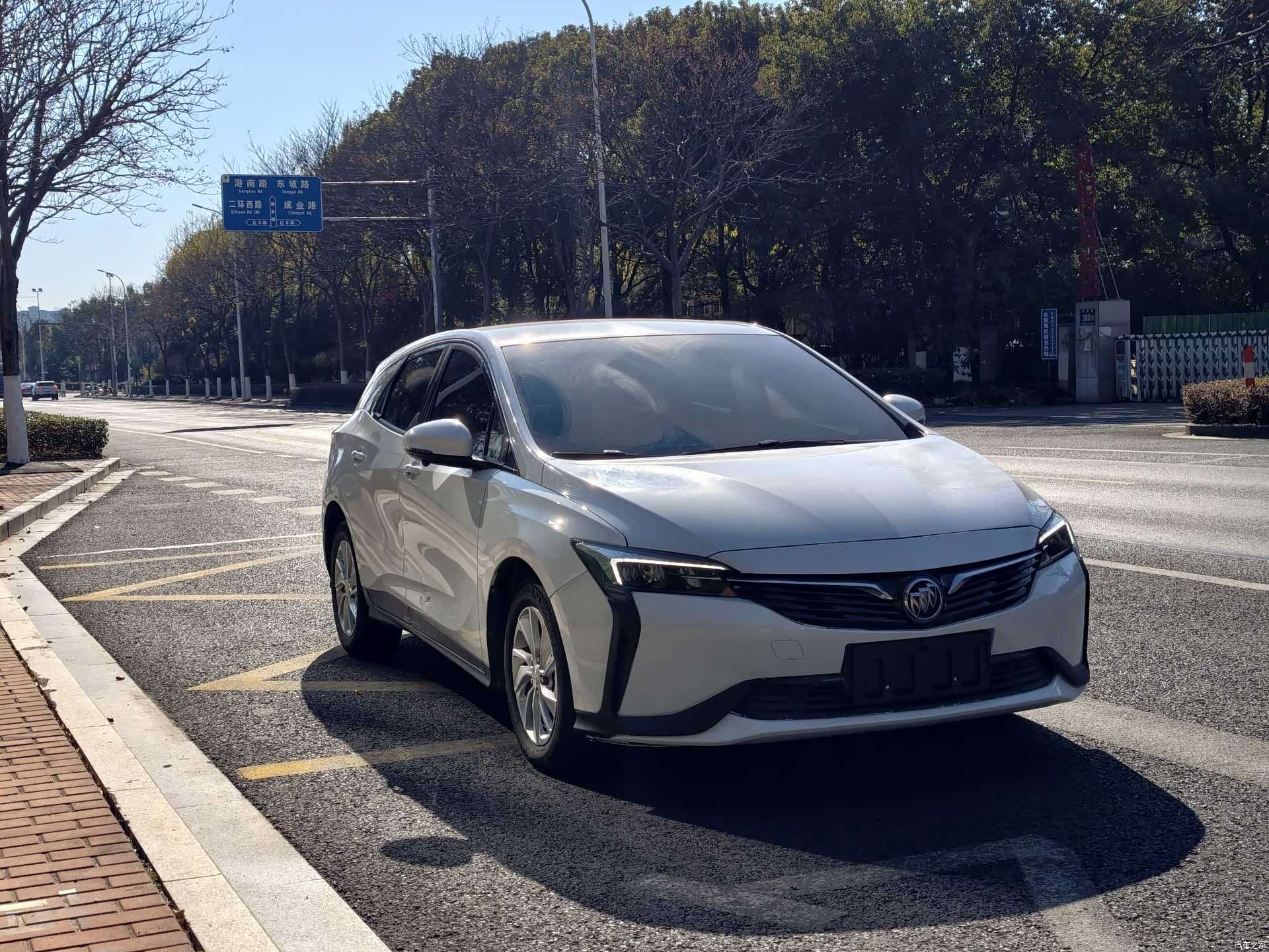 Buick Velite, 2023 3
