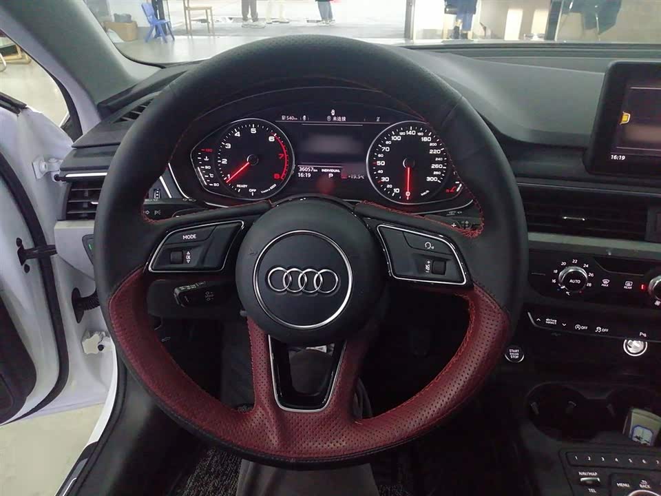 Audi A4L