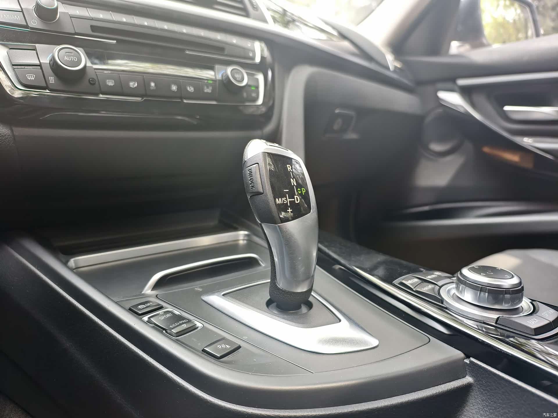BMW 3 Series, 2016 9