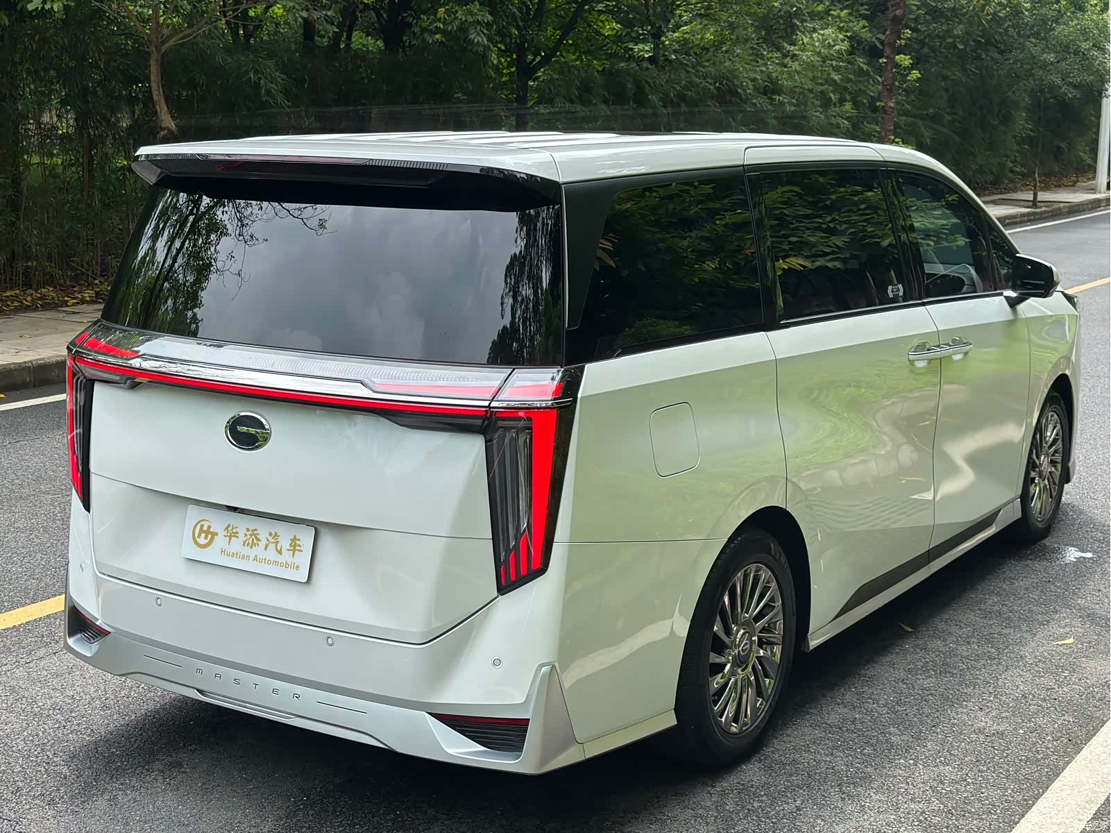 Trumpchi M8, 2023 4