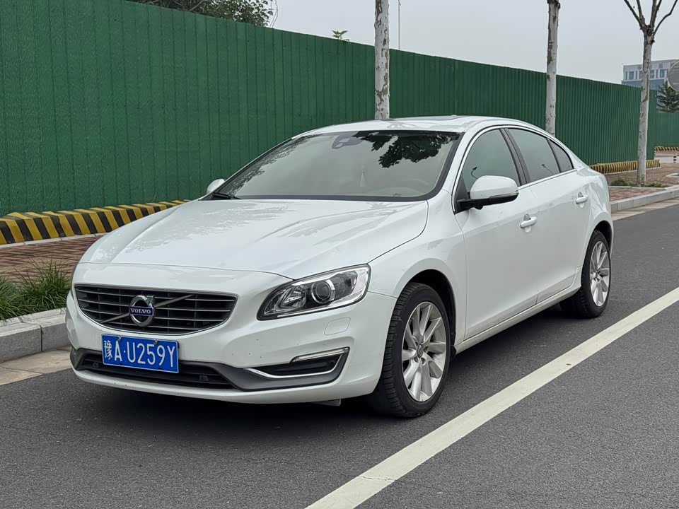 Volvo S60