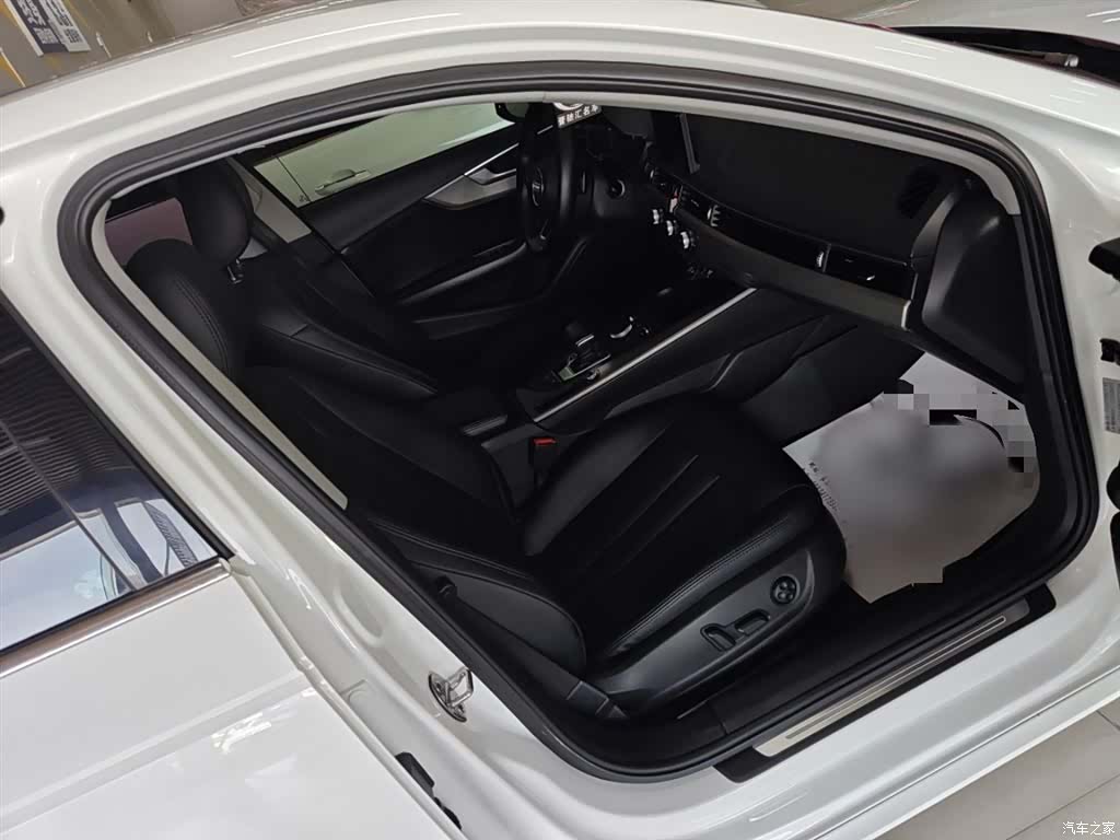 Audi A4L, 2019 20
