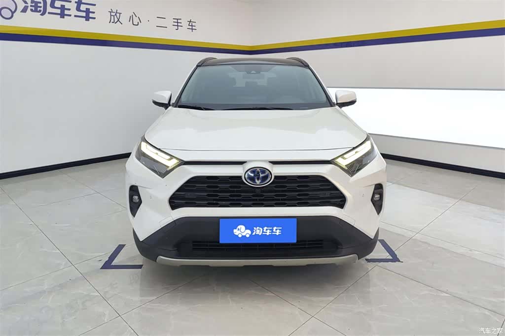 Toyota RAV4, 2023 2
