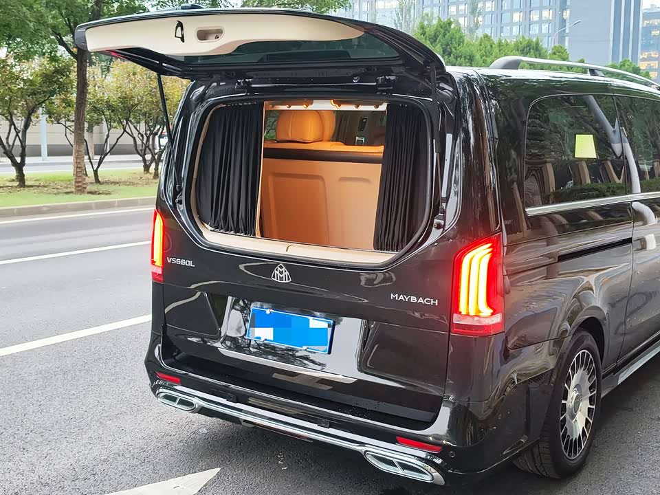 Mercedes-Benz V-class