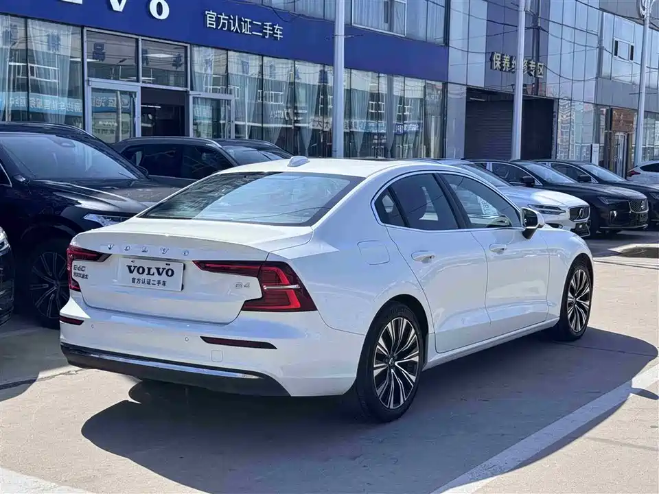 Volvo S60