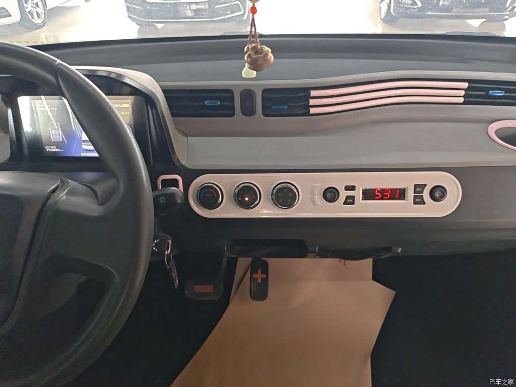 Wuling MINIEV, 2021 13