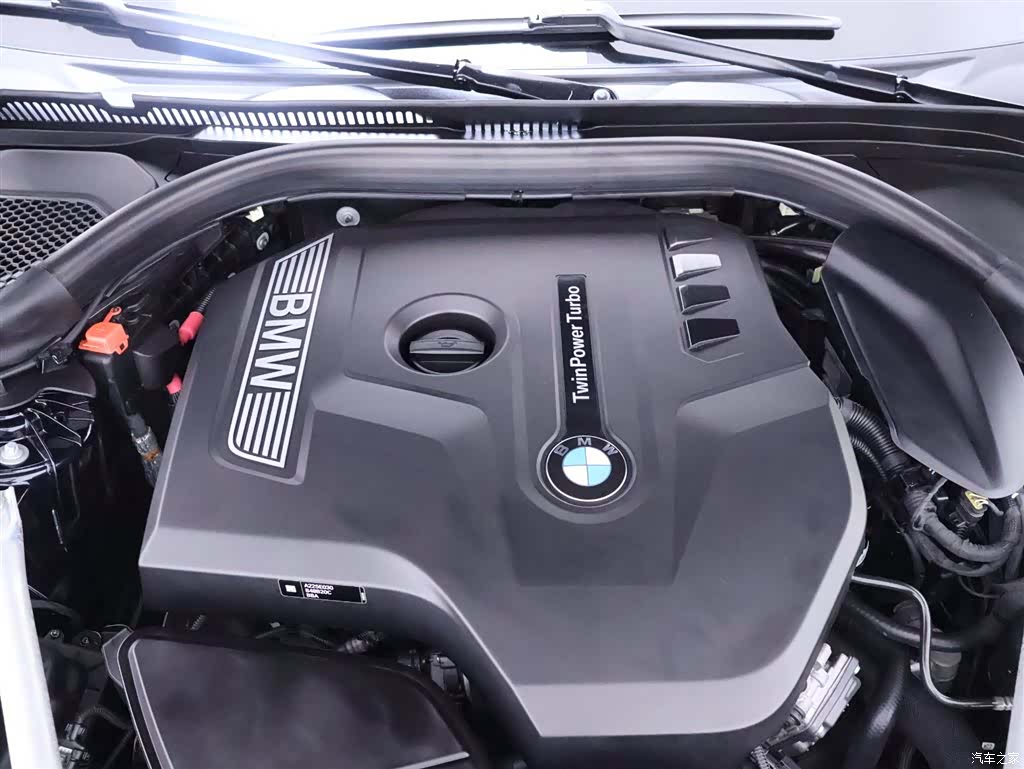 BMW 5 Series, 2020 23