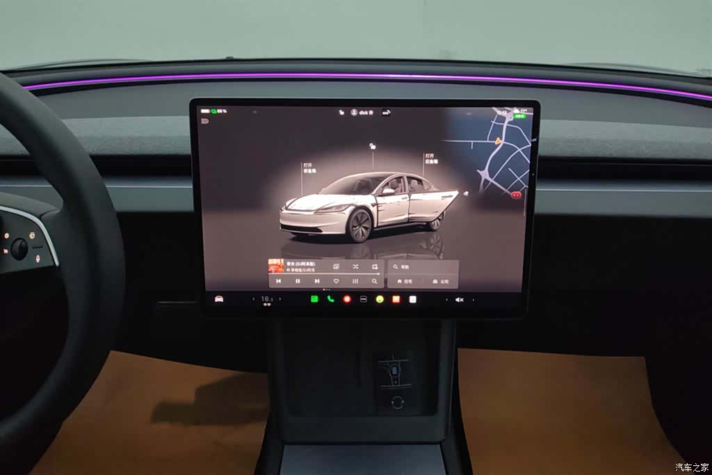 Tesla Model 3, 2025 13