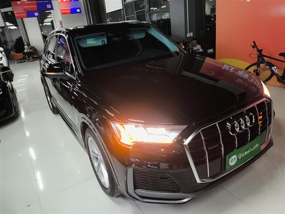 Audi Q7