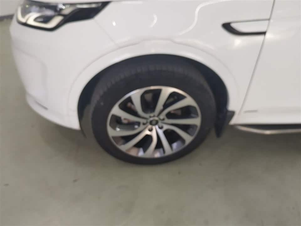 Land Rover Discover sports