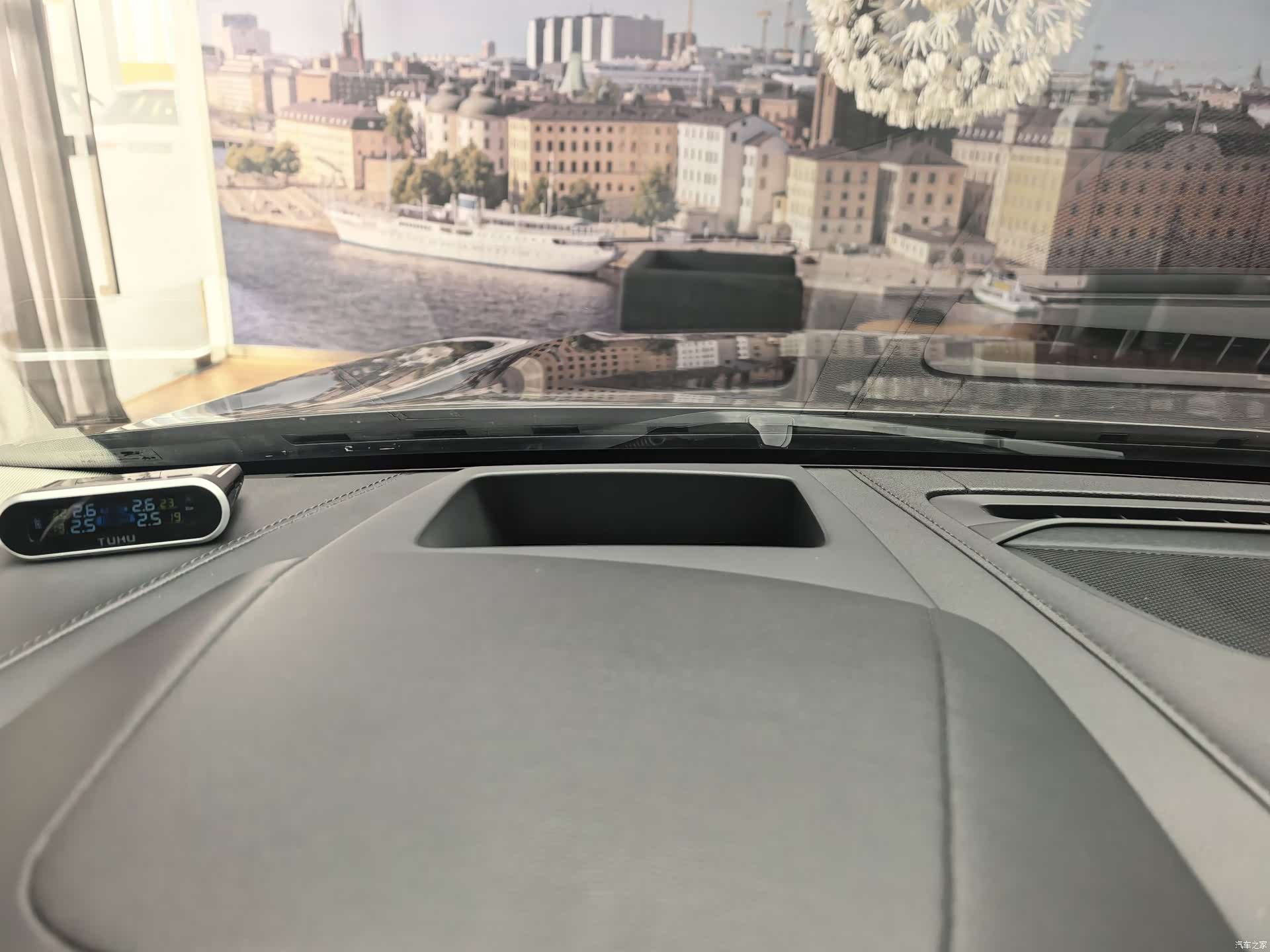 Volvo V90, 2019 13