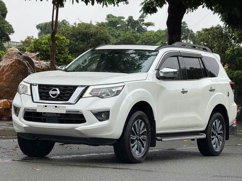 Nissan Terra