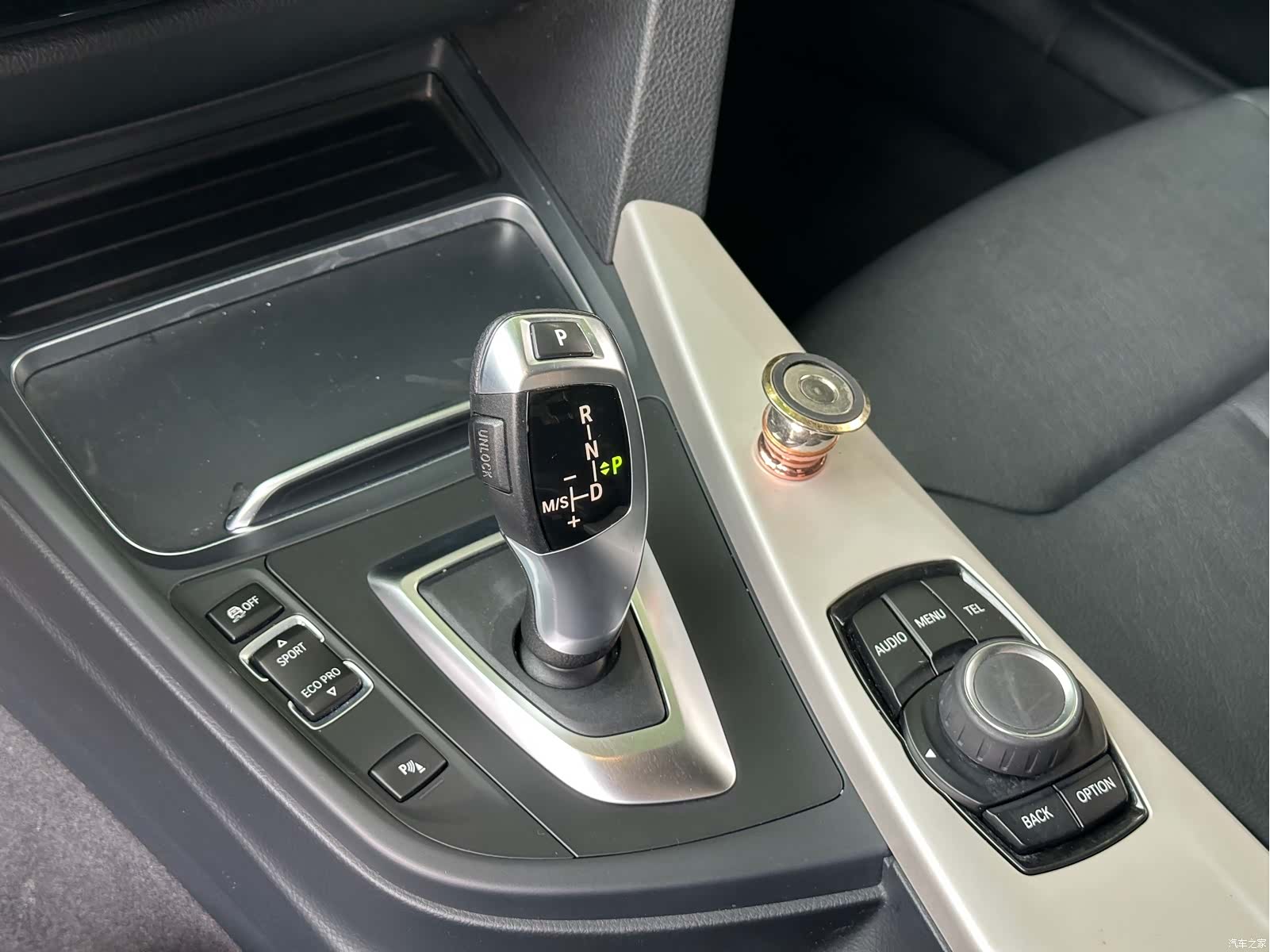 BMW 3 Series, 2016 12