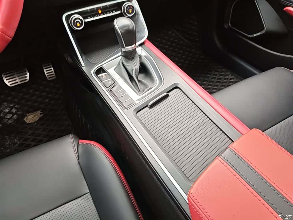 Geely Binray, 2021 14