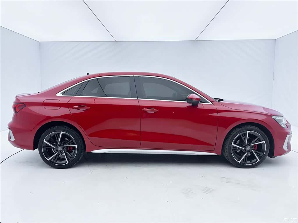 Audi A3, 2022 все фото