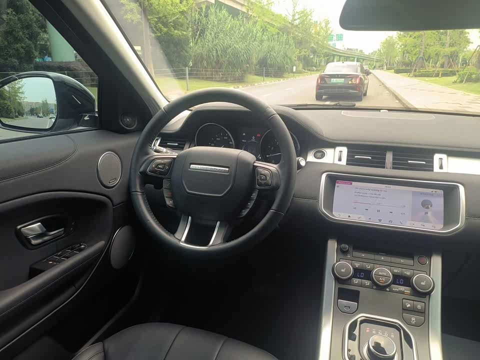 Land Rover Range Rover Aurora Land Rover Range Rover Aurora