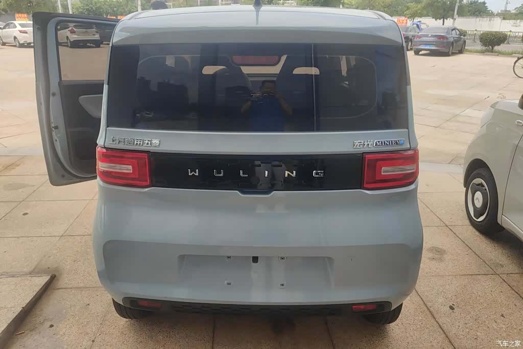 Wuling MINIEV, 2021 4