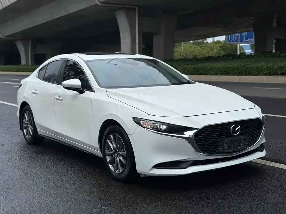 Mazda 3 Angkesaila