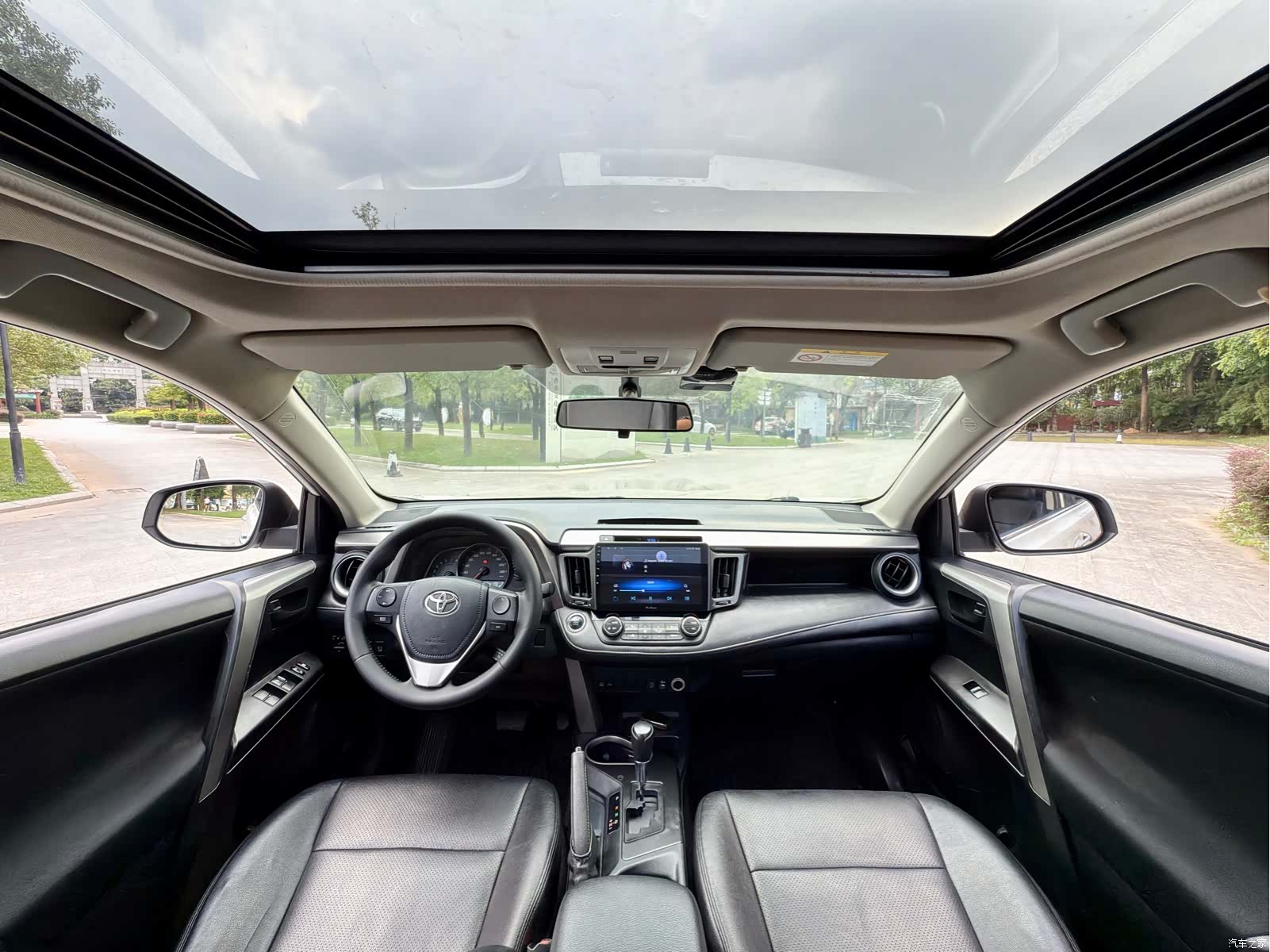 Toyota RAV4, 2017 8
