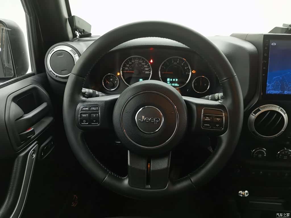 Jeep Wrangler, 2015 11