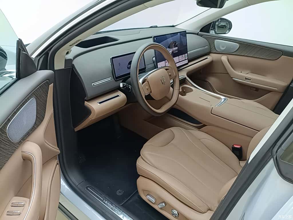 Leapmotor C11, 2025 16