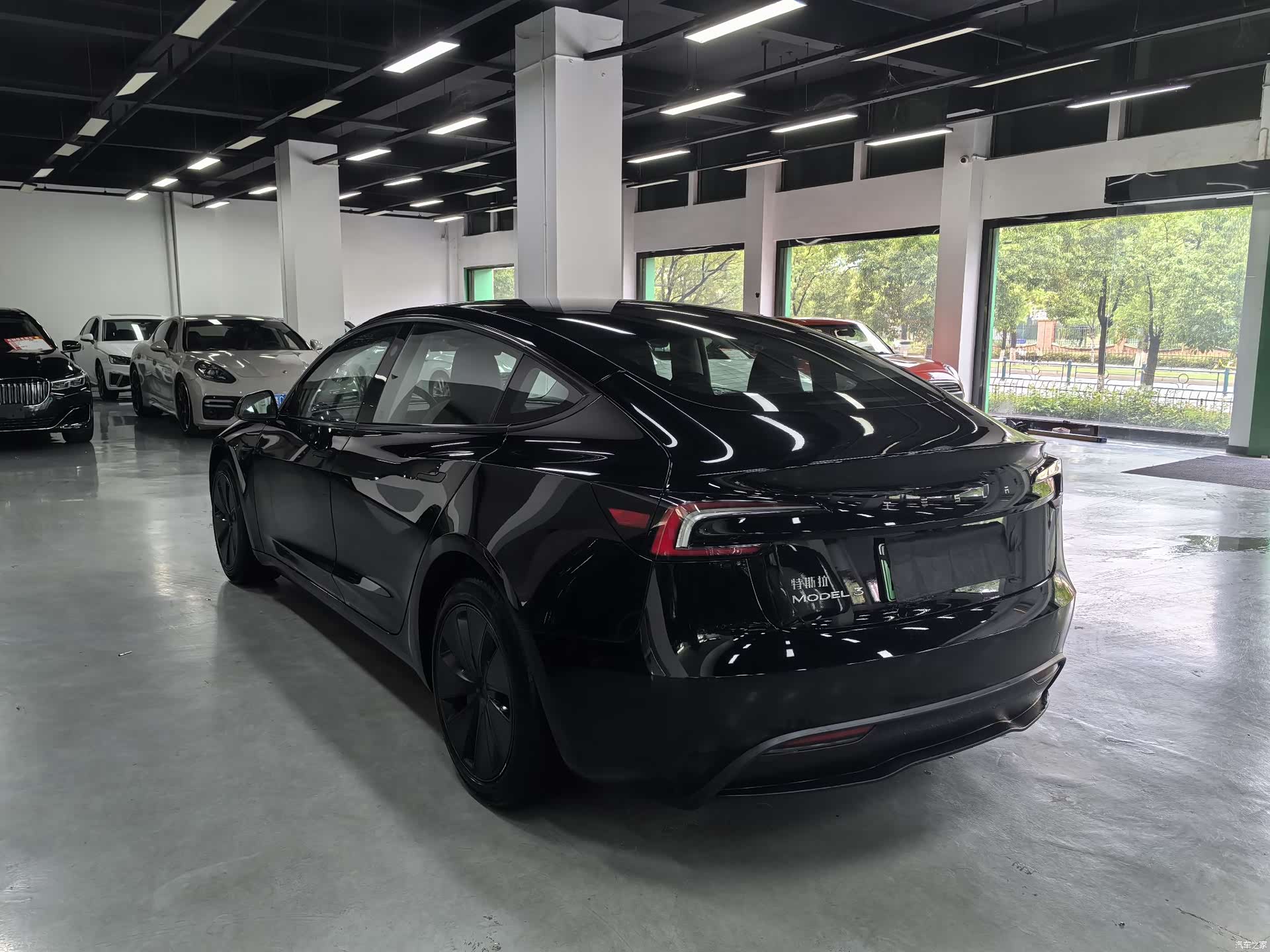 Tesla Model 3, 2024 7