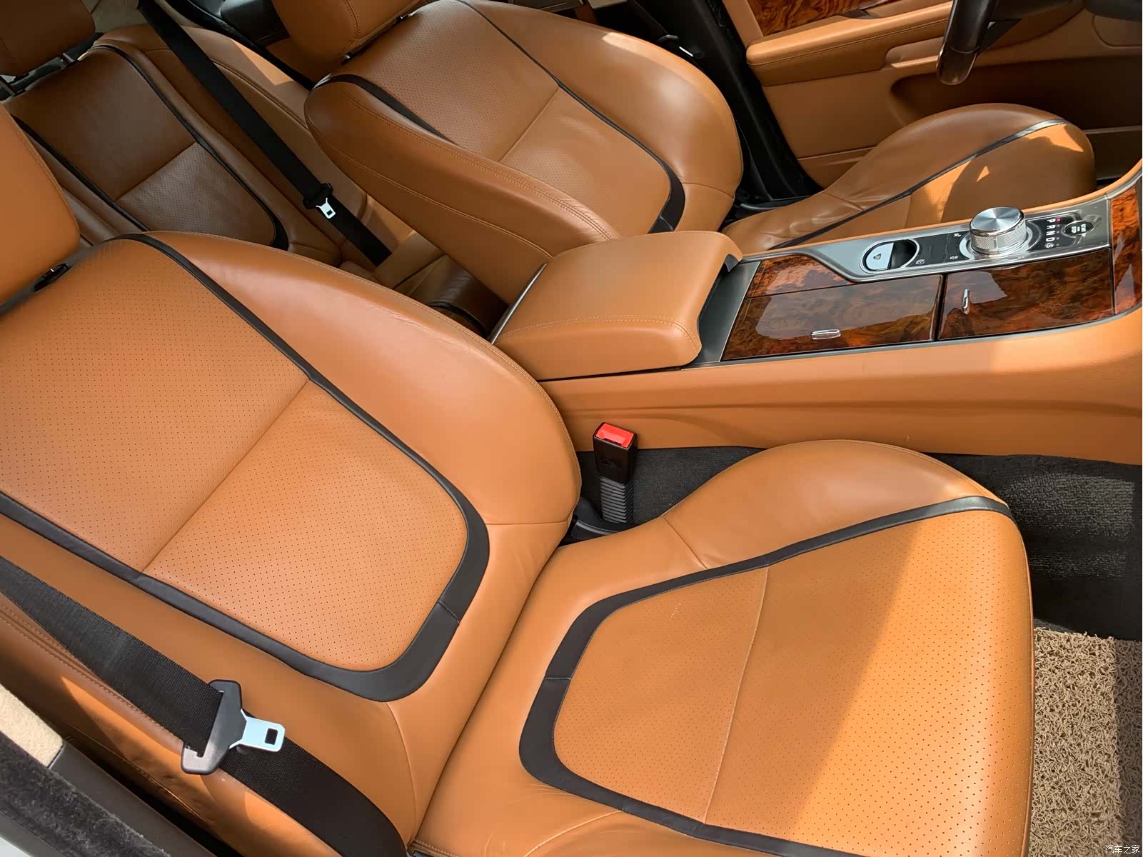 Jaguar XF, 2013 26
