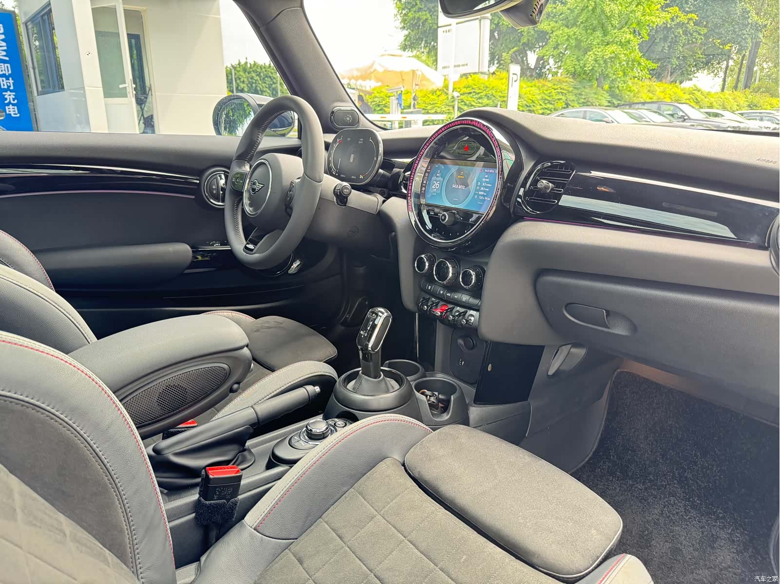 Mini Cooper, 2023 17