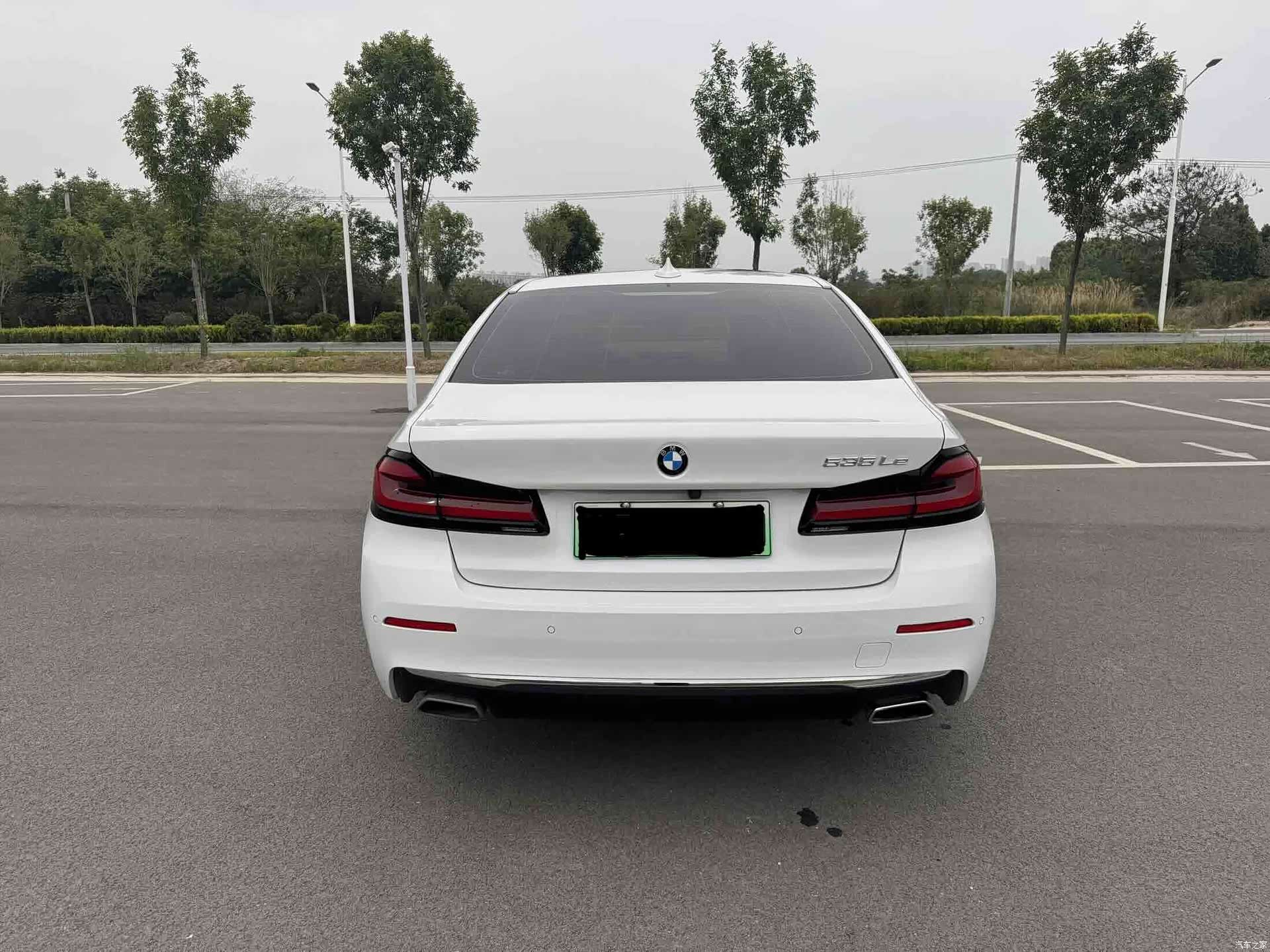 BMW 5 Series, 2021 все фото