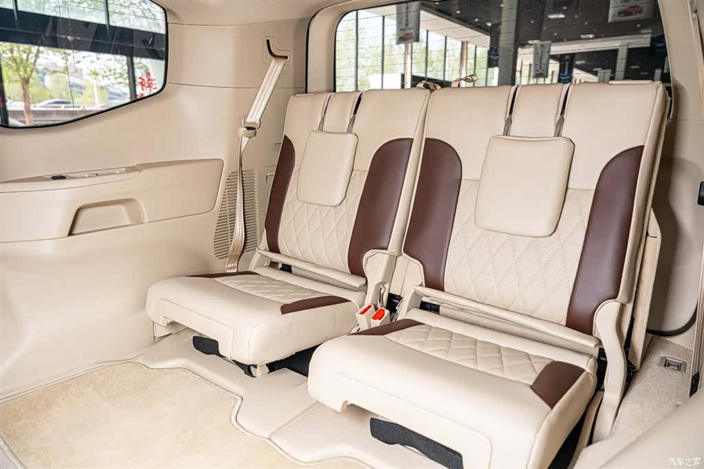 Toyota Land Cruiser, 2025 17