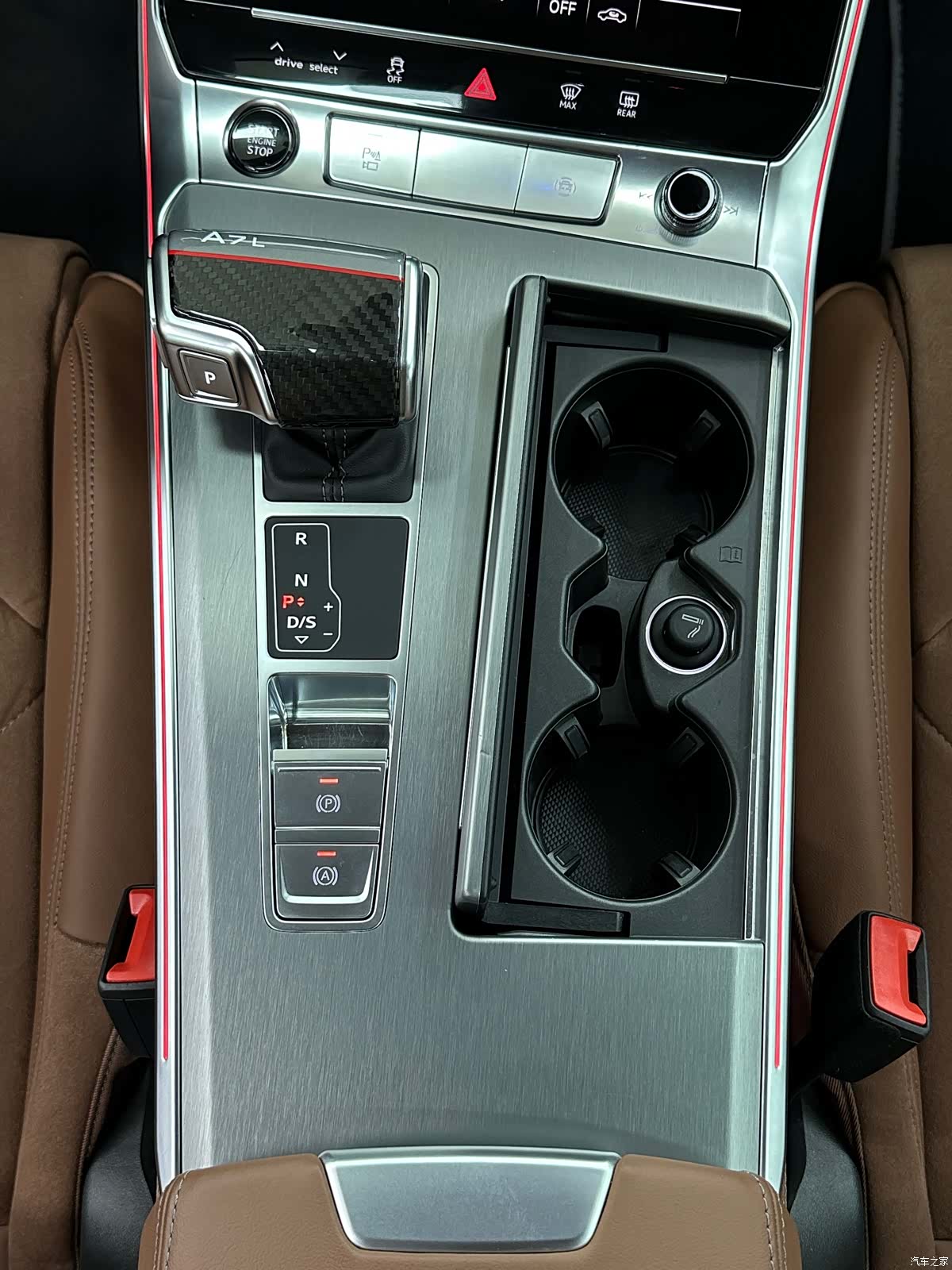 Audi A7L, 2025 16
