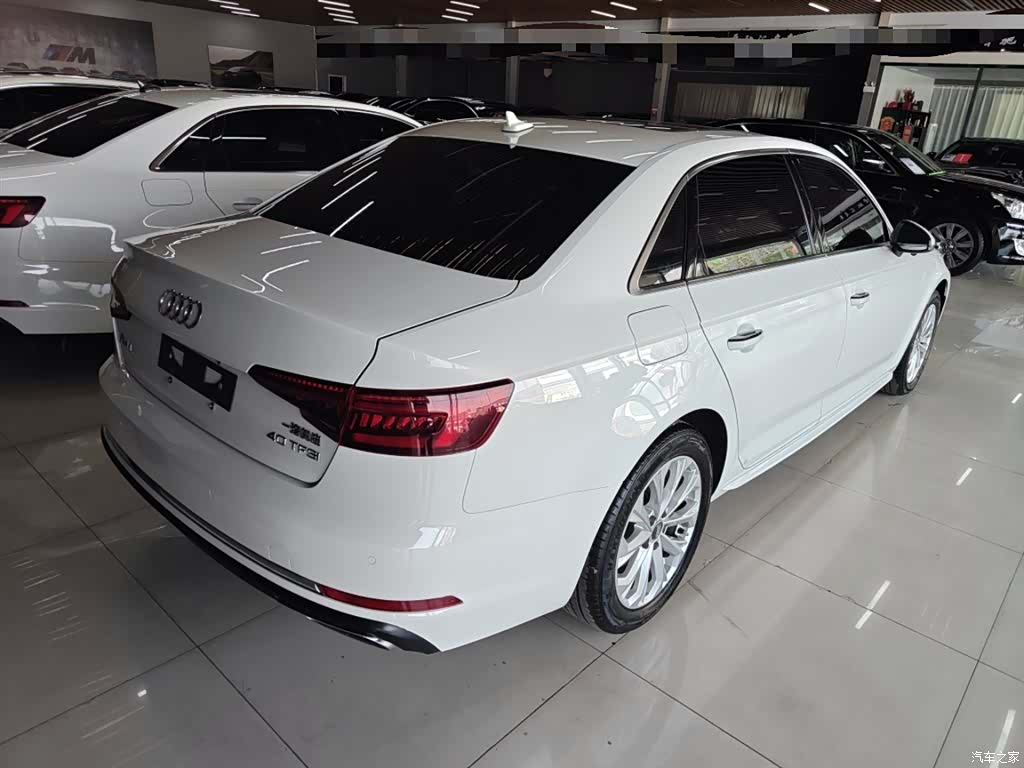 Audi A4L, 2019 9