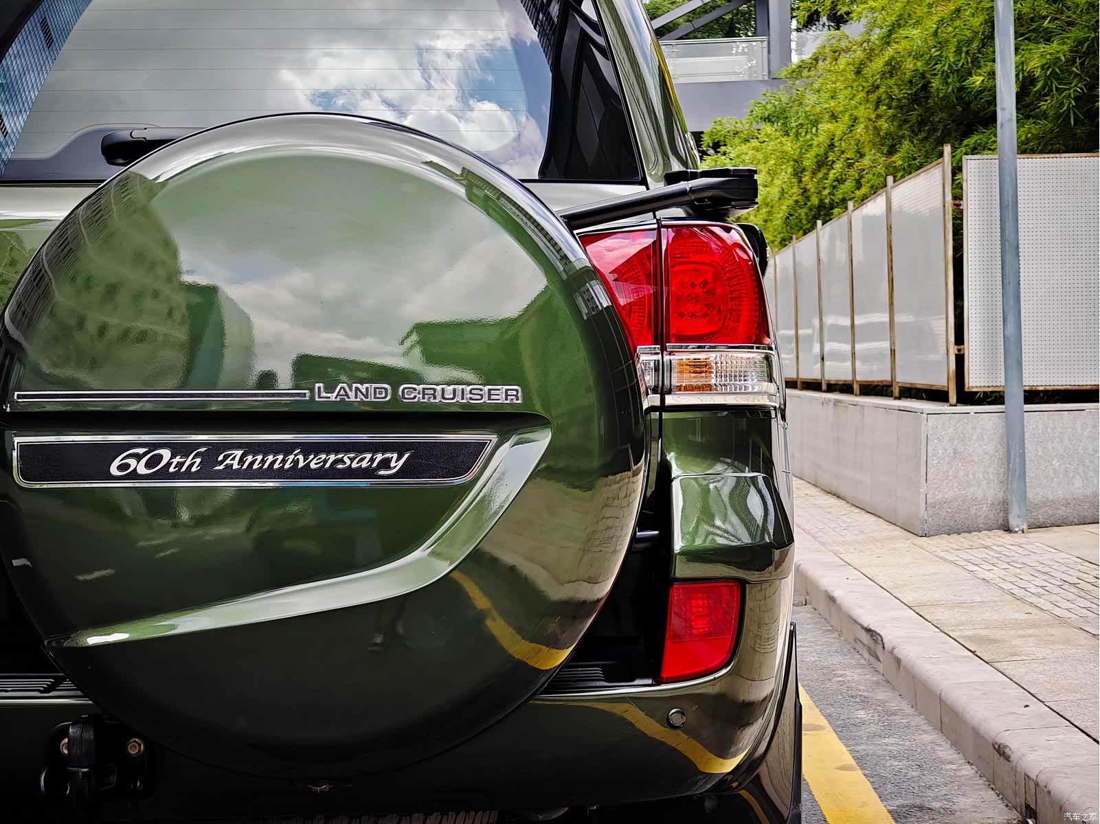 Toyota Land Cruiser, 2012 9