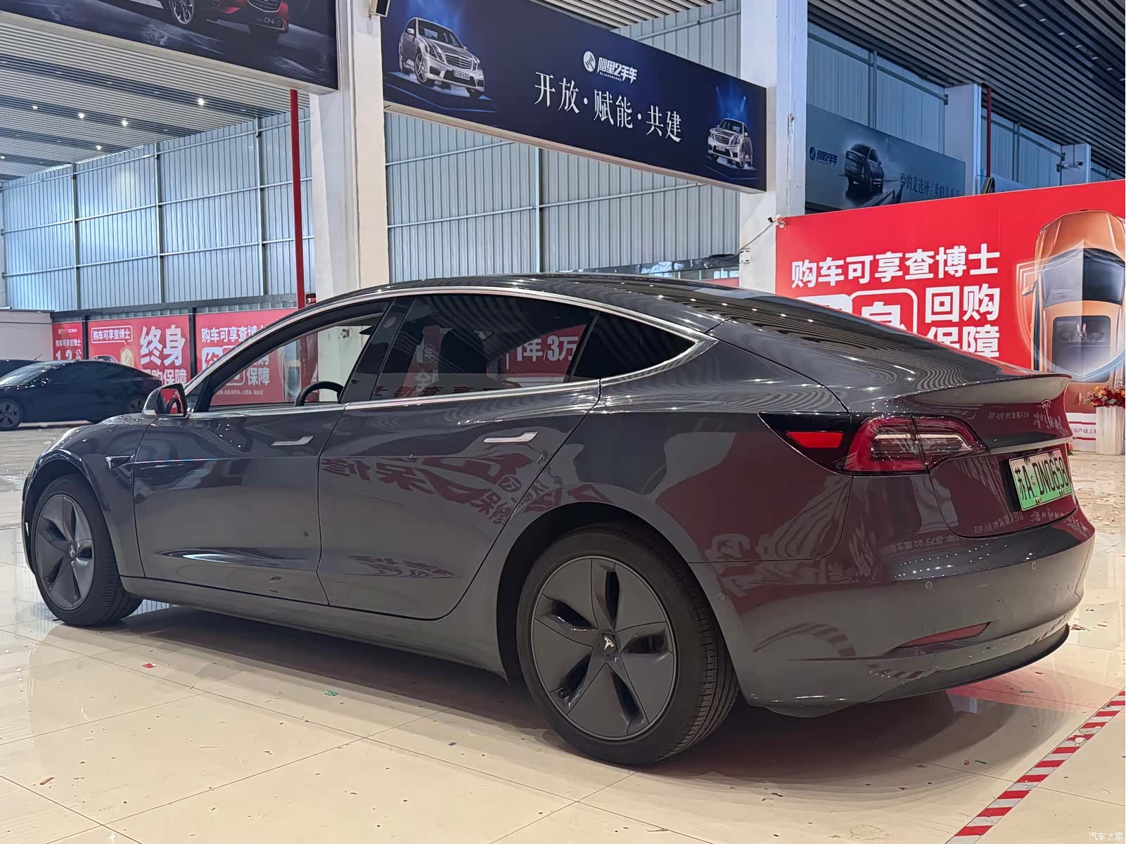 Tesla Model 3, 2020 6