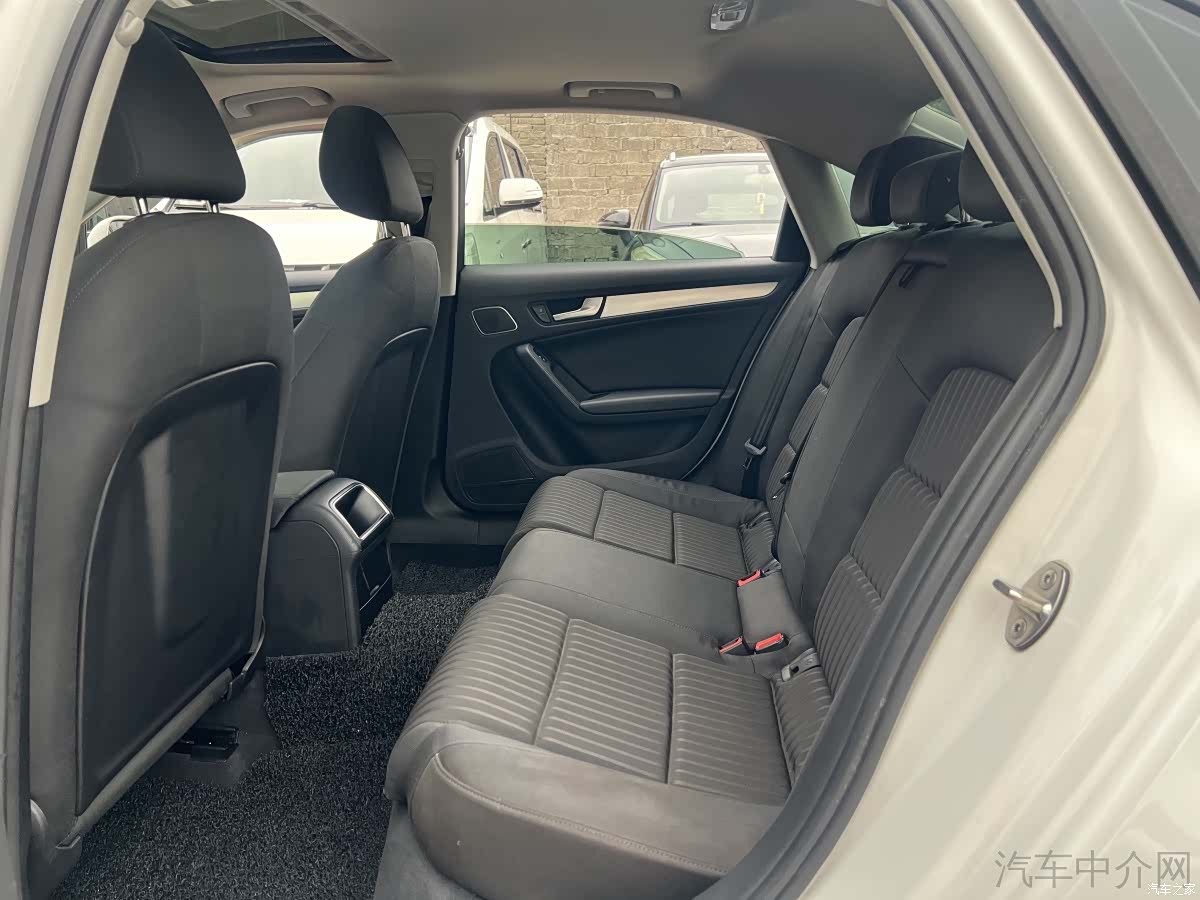 Audi A4L, 2011 все фото