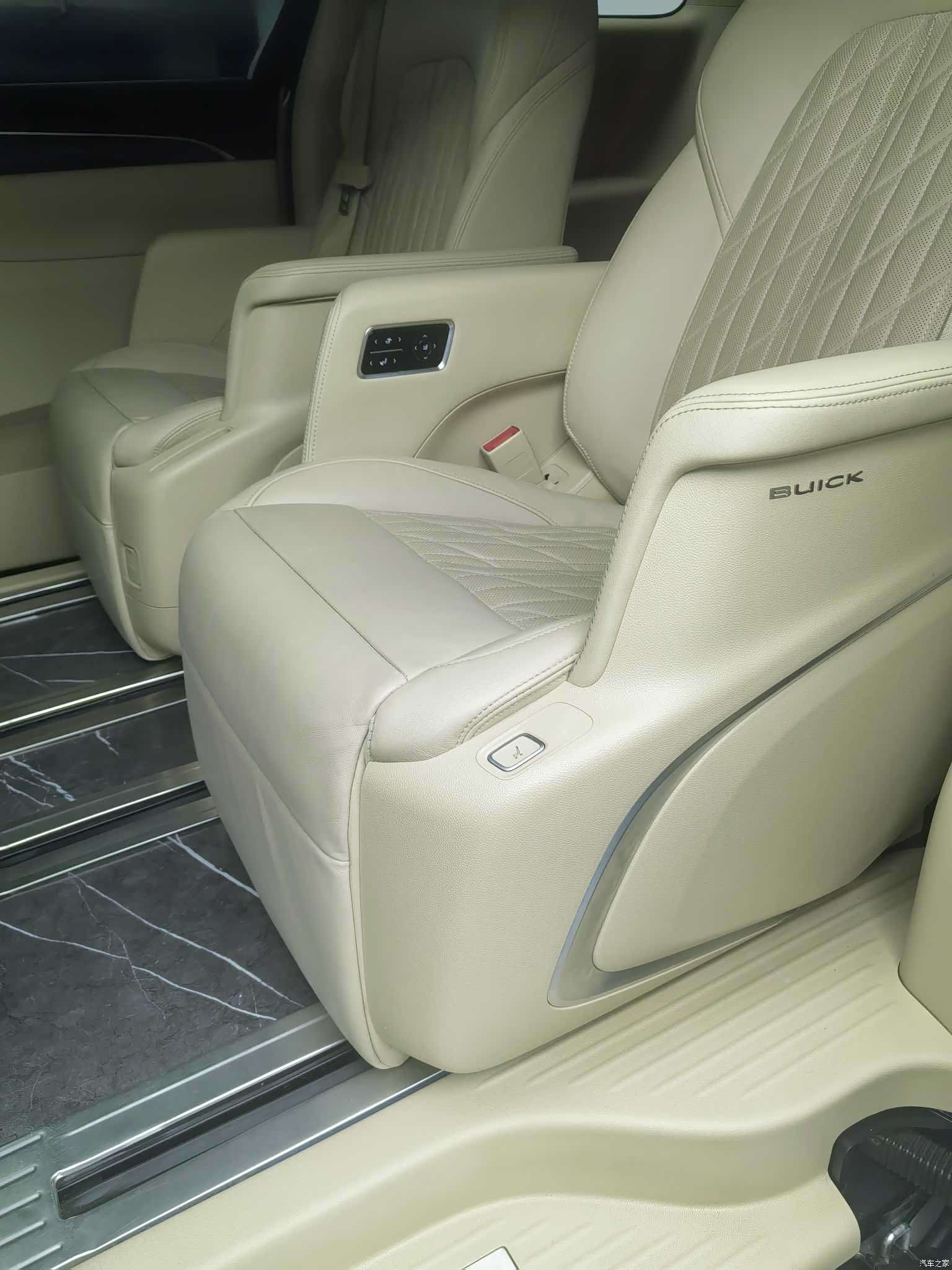 Buick GL8, 2022 17