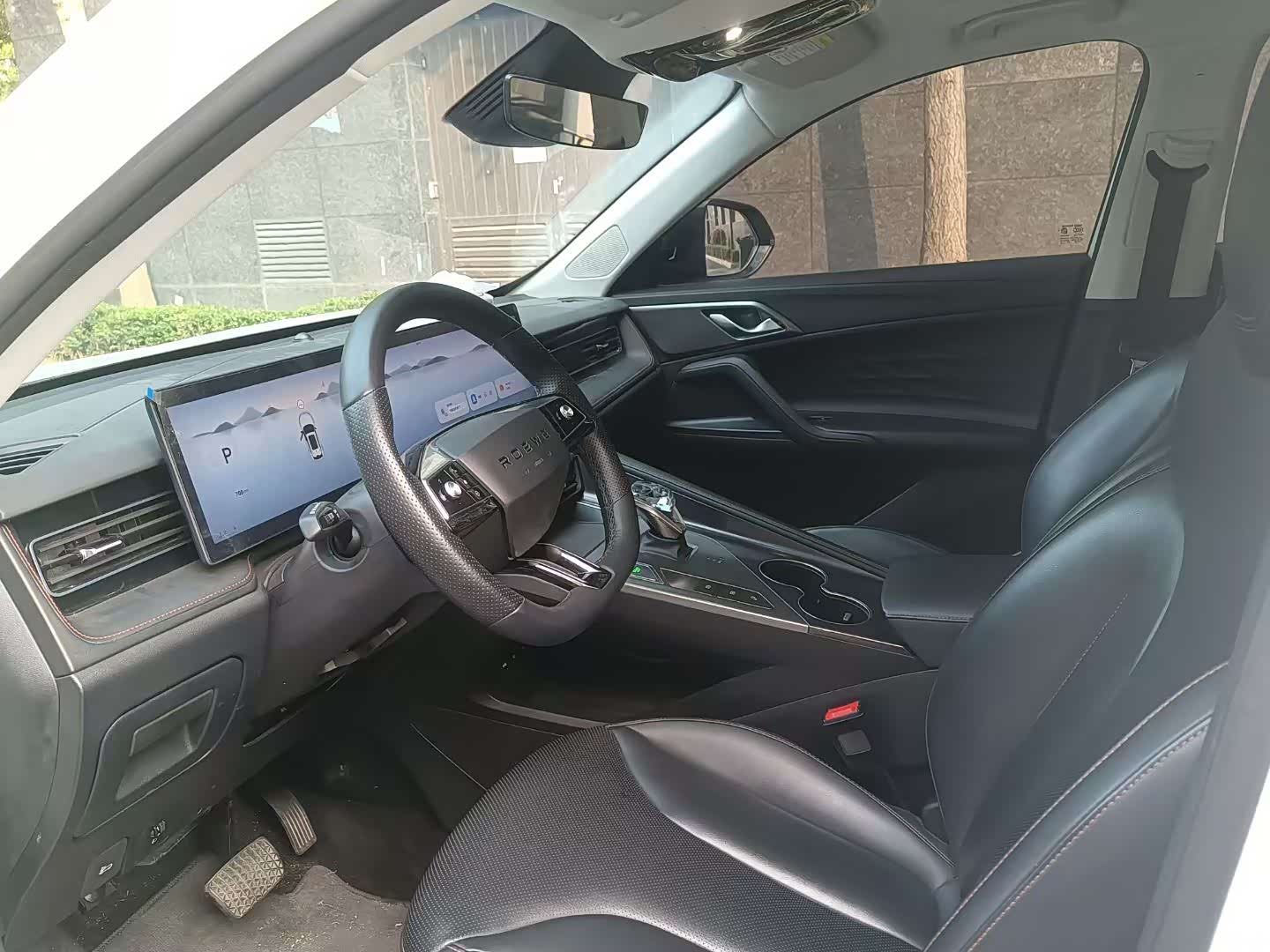 Roewe RX5, 2022 4