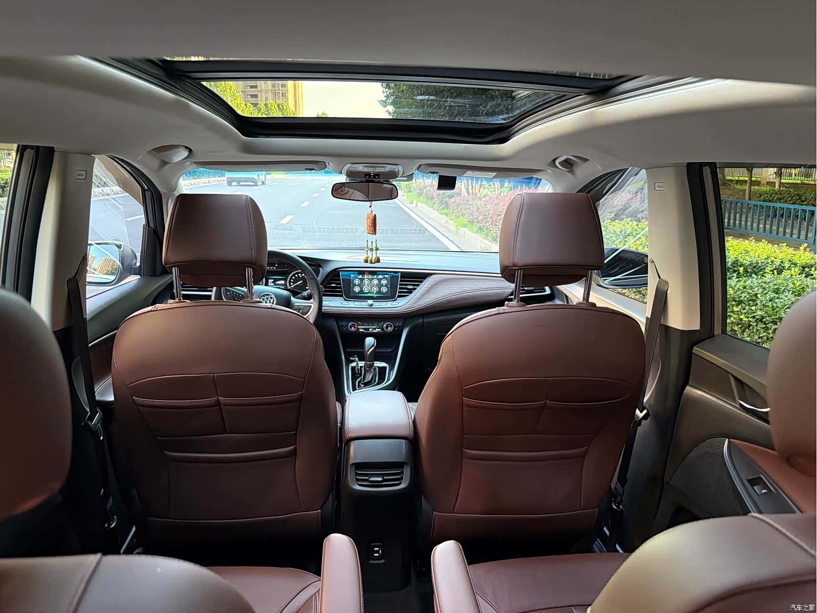 Buick GL6, 2020 8