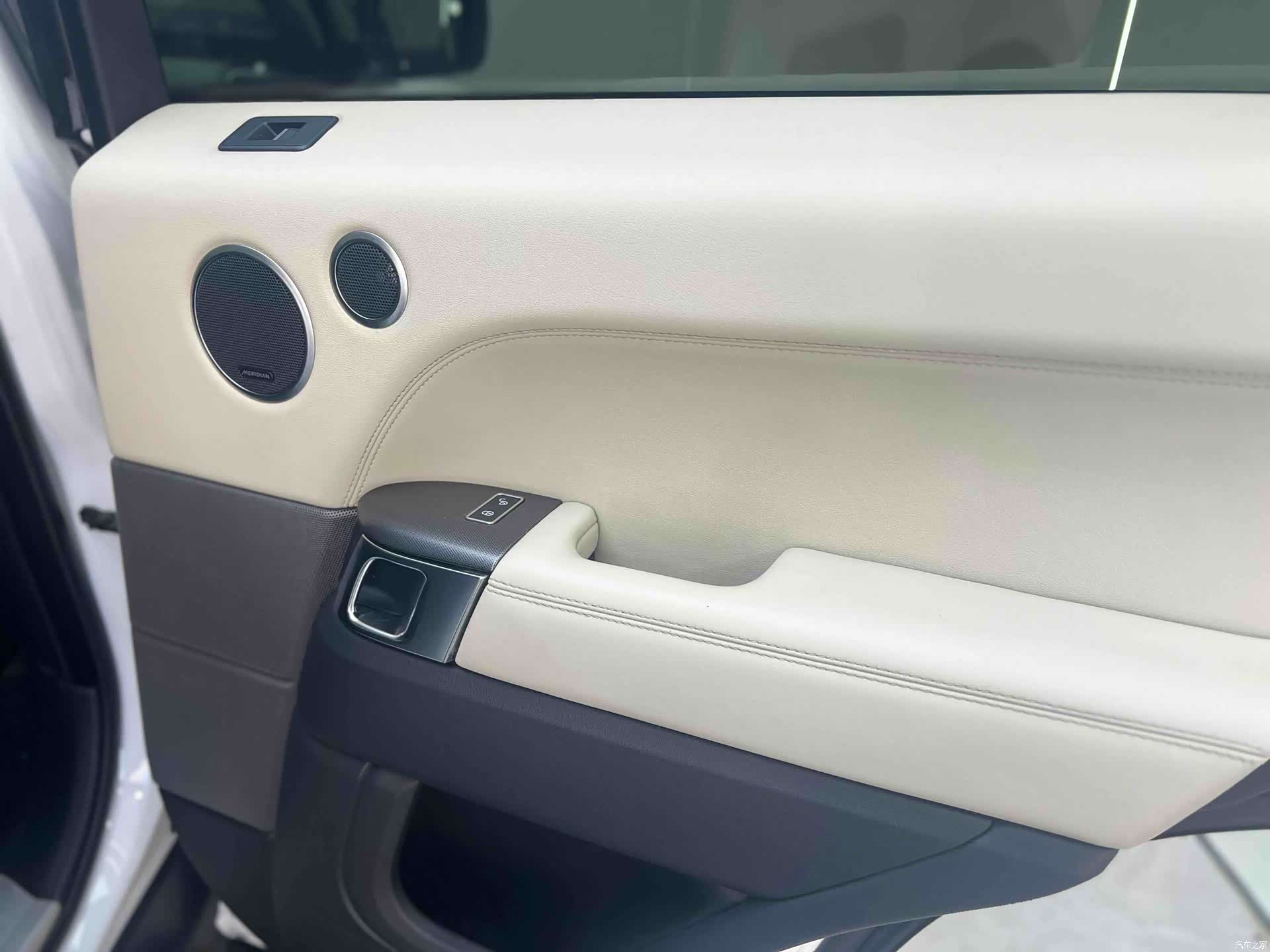 Land Rover Range Rover, 2016 13