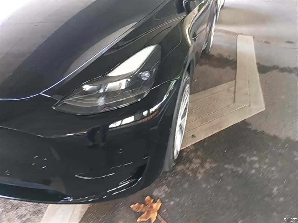 Tesla Model Y, 2022 24