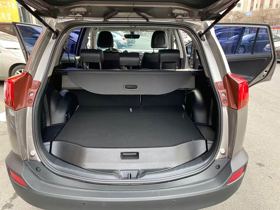 Toyota RAV4 Rongfang