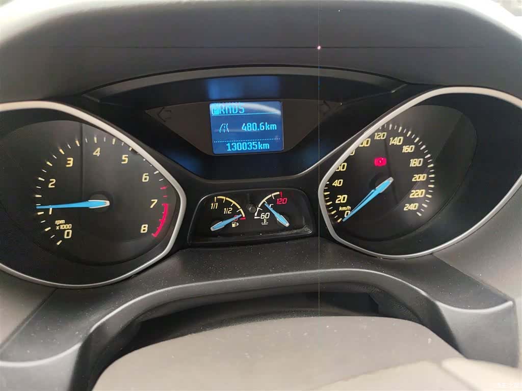 Ford Focus, 2015 8
